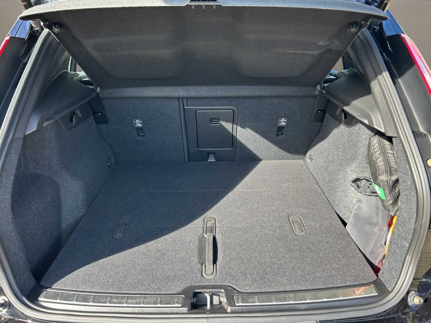 Volvo XC40 – Bild 14