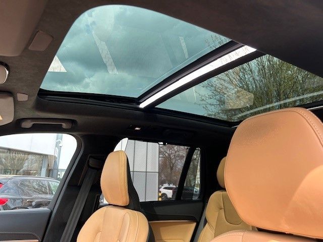 Volvo XC90 – Bild 18