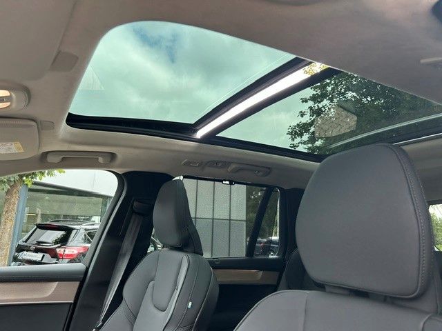Volvo XC90 – Bild 18