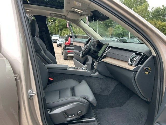 Volvo XC90 – Bild 8