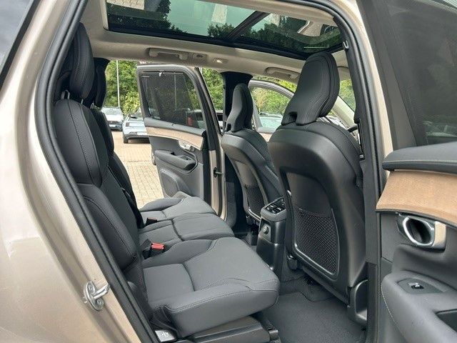 Volvo XC90 – Bild 9