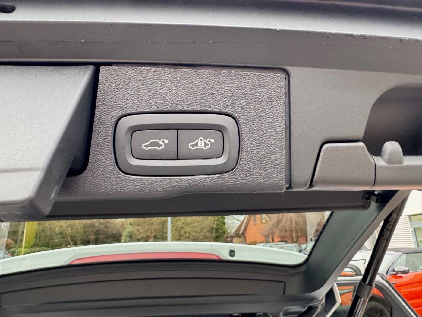 Volvo XC60 – Bild 11