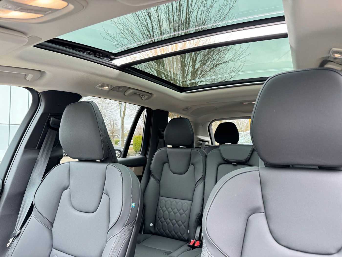 Volvo XC90 – Bild 11