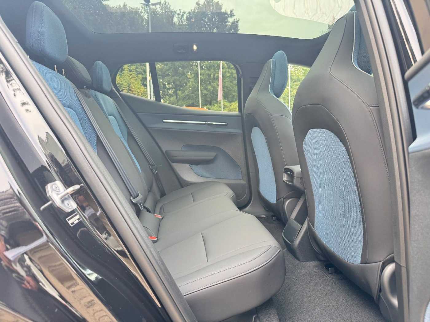 Volvo EX30 – Bild 6