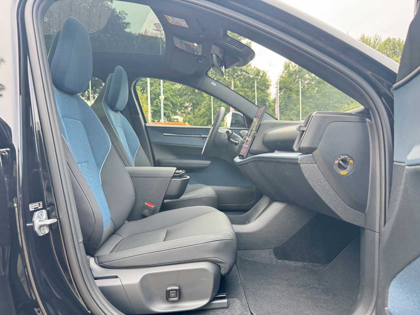 Volvo EX30 – Bild 7