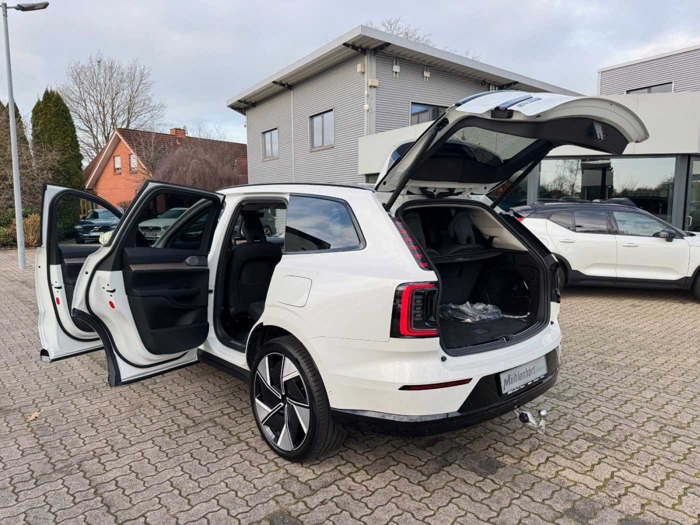 Volvo EX90 – Bild 10