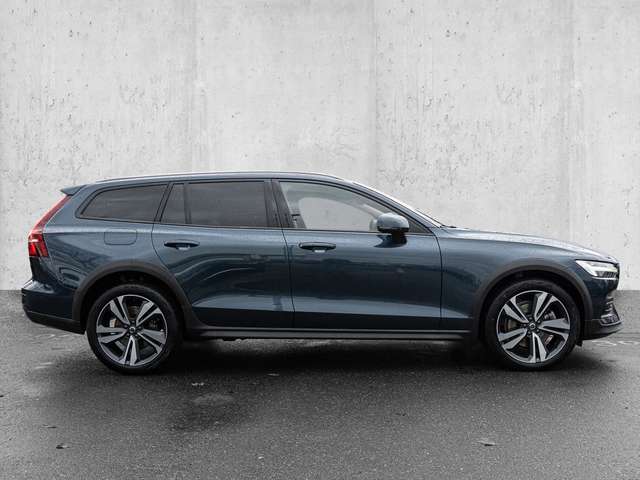 Volvo V60 Cross Country – Bild 6