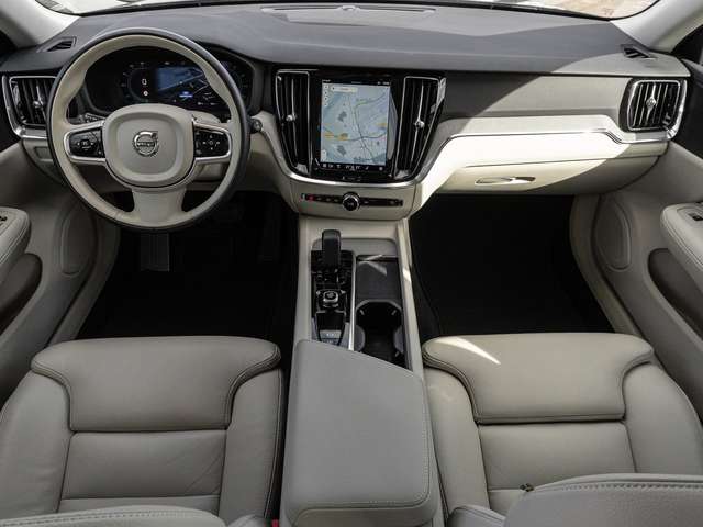 Volvo V60 Cross Country – Bild 10