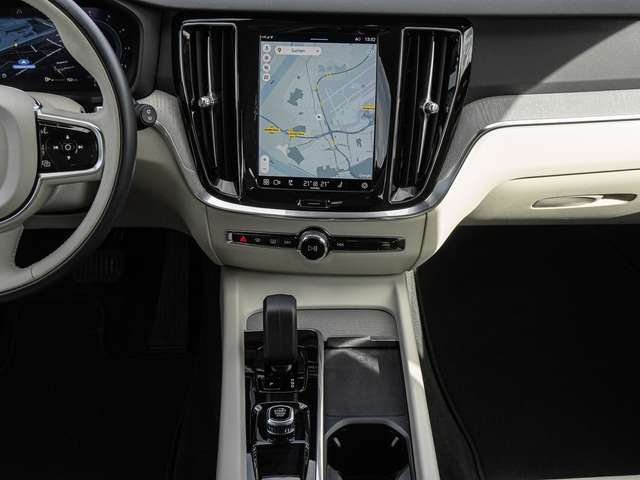 Volvo V60 Cross Country – Bild 12