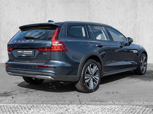 Volvo V60 Cross Country – Bild 4