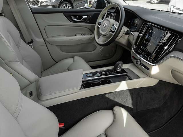 Volvo V60 Cross Country – Bild 8