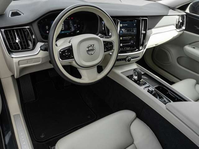 Volvo V60 Cross Country – Bild 9