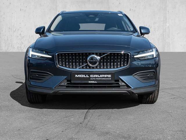 Volvo V60 Cross Country – Bild 3