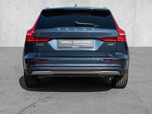 Volvo V60 Cross Country – Bild 6