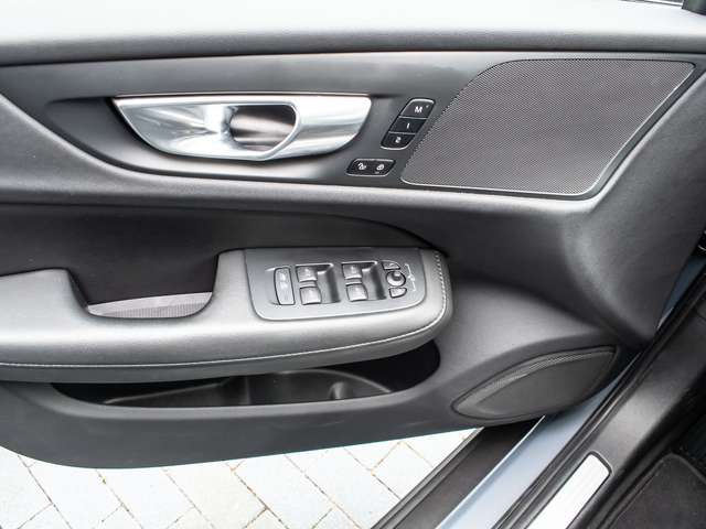Volvo V60 Cross Country – Bild 14