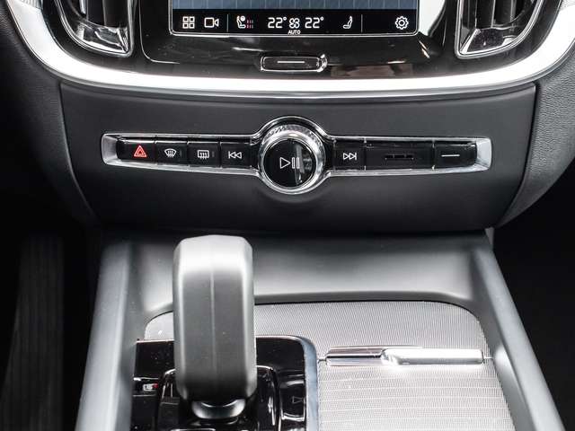 Volvo V60 Cross Country – Bild 15