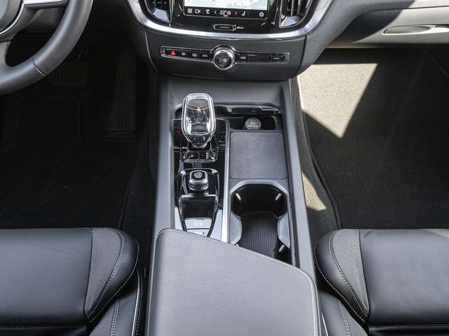 Volvo V60 Cross Country – Bild 14