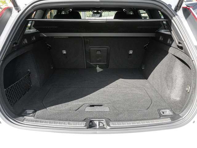 Volvo V60 Cross Country – Bild 17