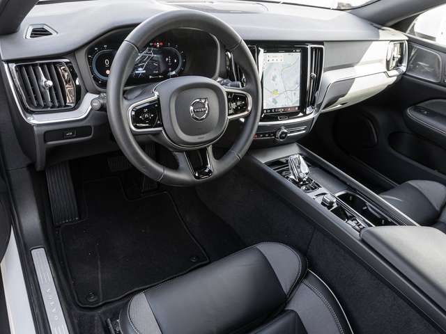 Volvo V60 Cross Country – Bild 9