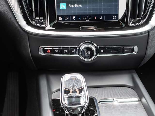 Volvo V60 Cross Country – Bild 13