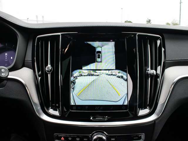 Volvo V60 Cross Country – Bild 14