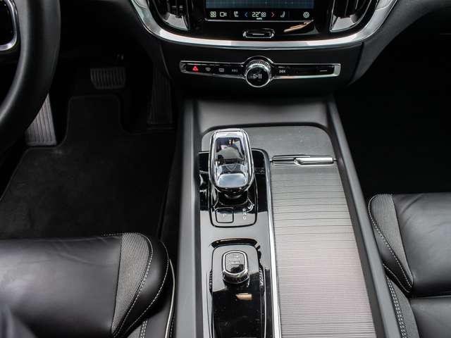 Volvo V60 Cross Country – Bild 15