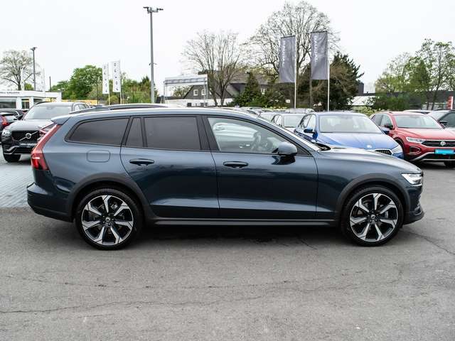 Volvo V60 Cross Country – Bild 4