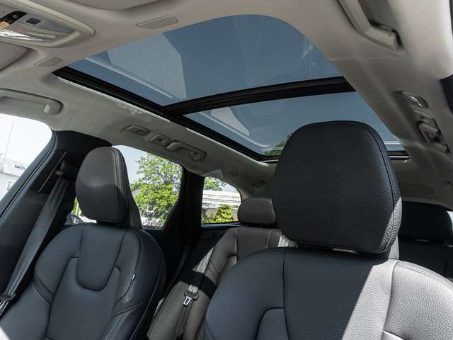 Volvo XC60 – Bild 8