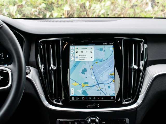 Volvo V60 Cross Country – Bild 13