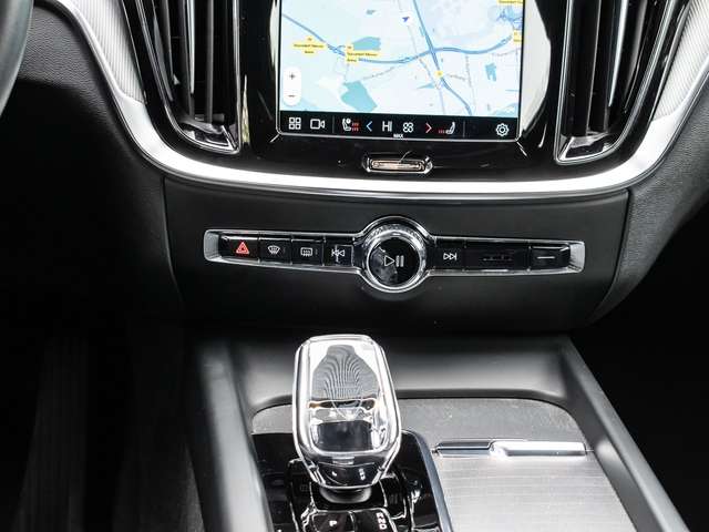 Volvo V60 Cross Country – Bild 14