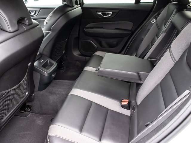 Volvo V60 Cross Country – Bild 20