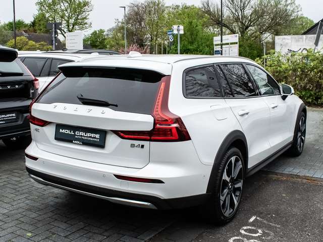 Volvo V60 Cross Country – Bild 4