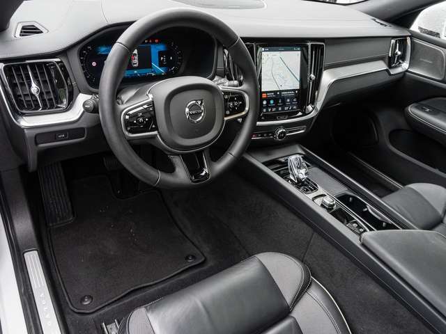Volvo V60 Cross Country – Bild 10