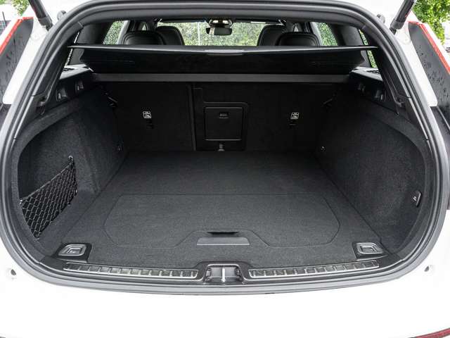 Volvo V60 Cross Country – Bild 18