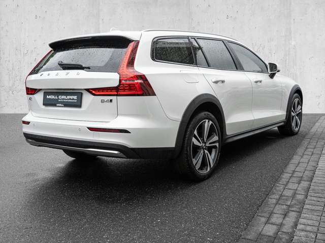 Volvo V60 Cross Country – Bild 4