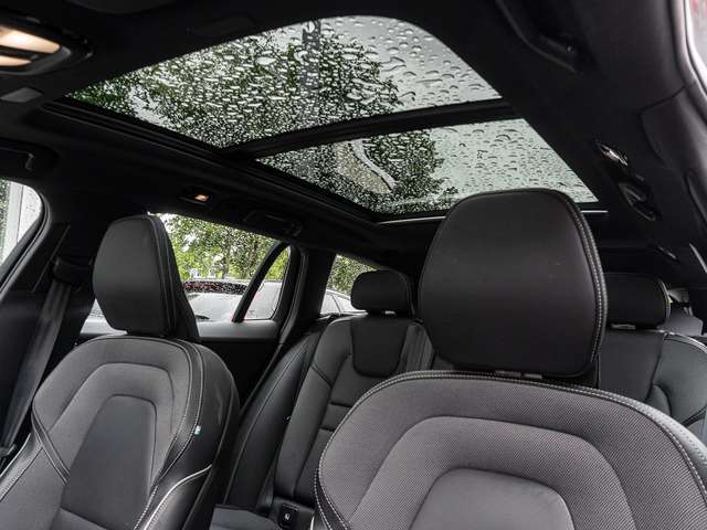 Volvo V60 Cross Country – Bild 8