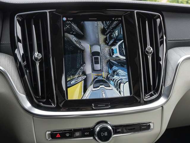 Volvo V60 Cross Country – Bild 14
