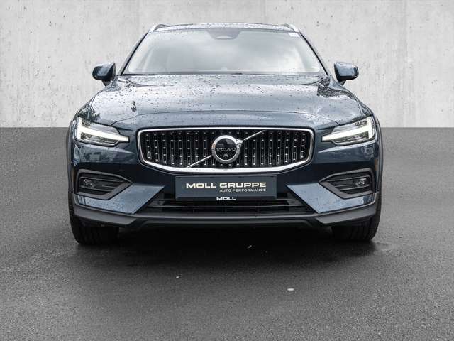 Volvo V60 Cross Country – Bild 3