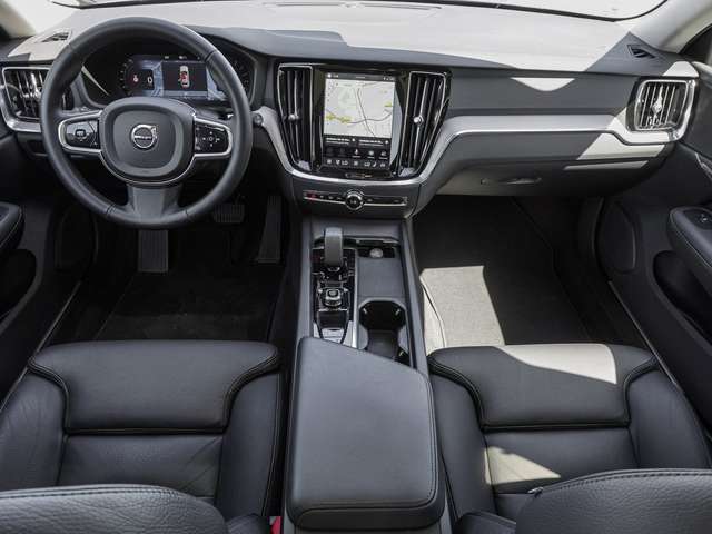 Volvo V60 Cross Country – Bild 11