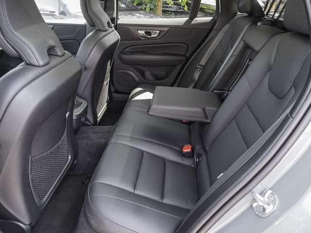 Volvo V60 Cross Country – Bild 17