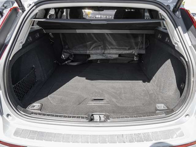 Volvo V60 Cross Country – Bild 18
