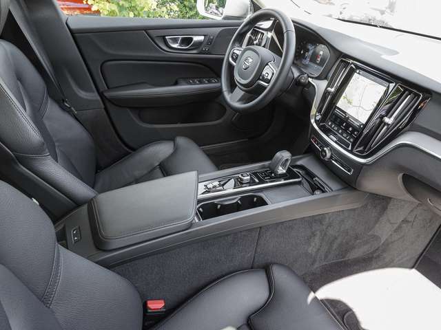 Volvo V60 Cross Country – Bild 9