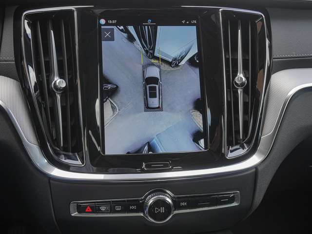 Volvo V60 Cross Country – Bild 14
