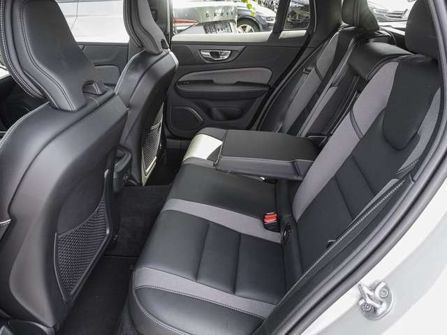 Volvo V60 Cross Country – Bild 16