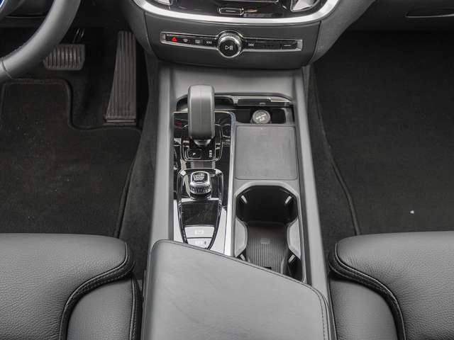 Volvo V60 Cross Country – Bild 13
