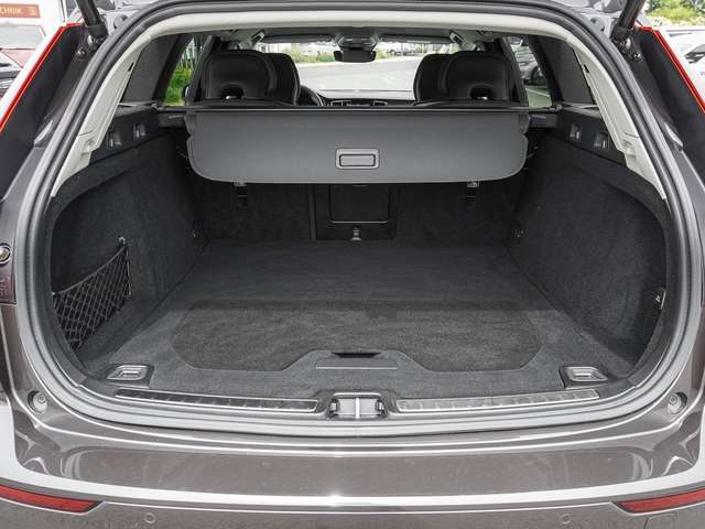 Volvo V60 Cross Country – Bild 17