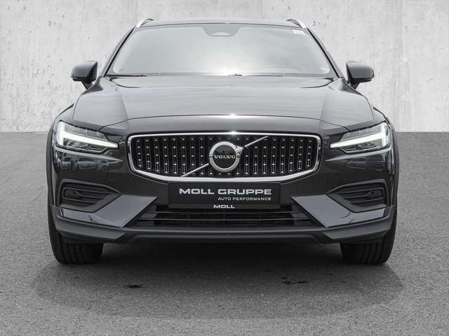 Volvo V60 Cross Country – Bild 3