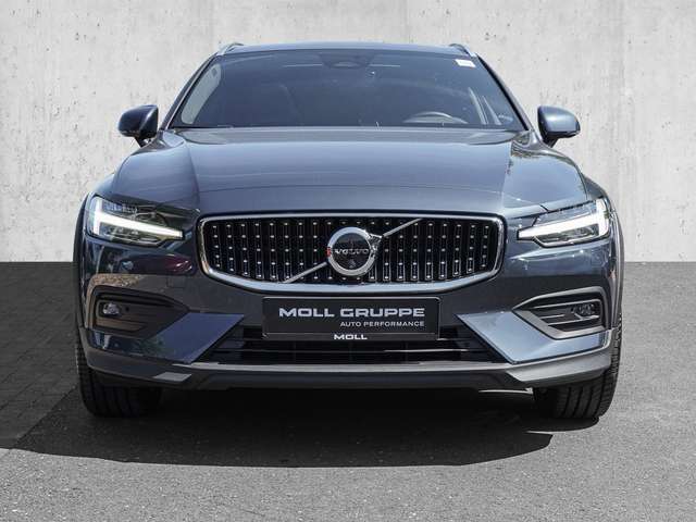 Volvo V60 Cross Country – Bild 3
