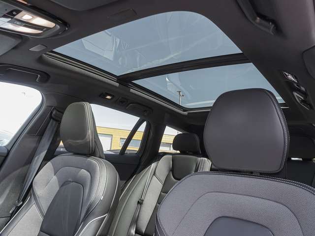 Volvo V60 Cross Country – Bild 8