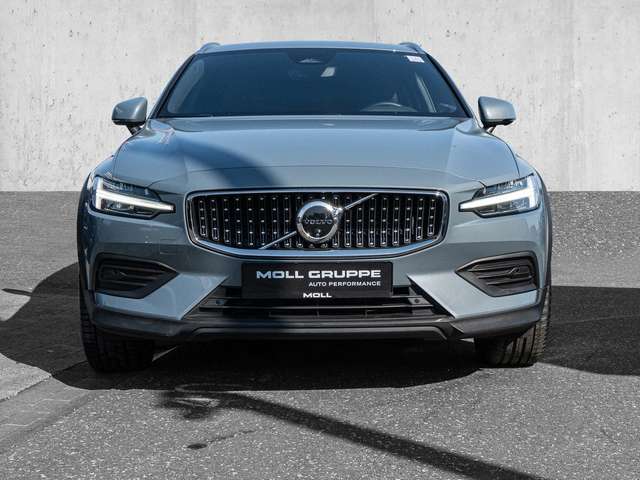 Volvo V60 Cross Country – Bild 3